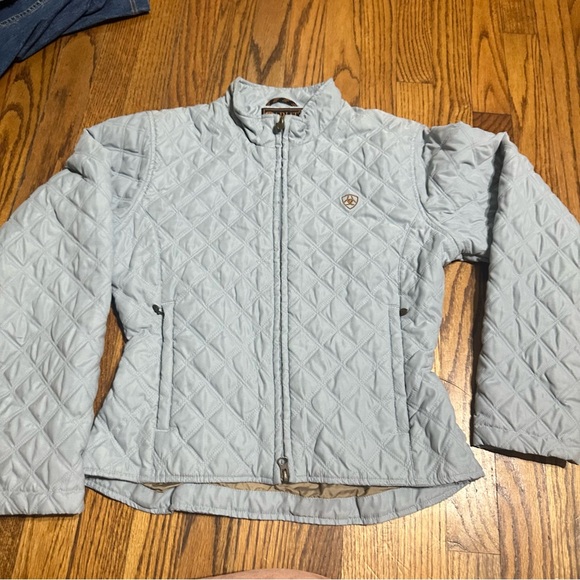 Ariat Light Gray Quilted Women's Puffer Jacket - Picture 2 of 10
